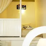 Mariakis Apartment