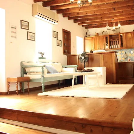 Mariakis Apartmán *